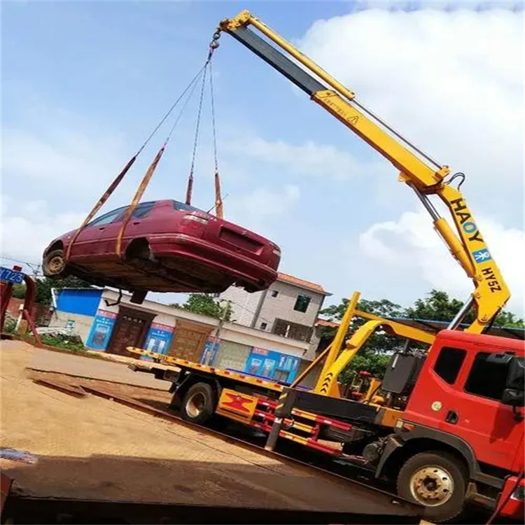 海安吊车吊汽车的正确方法